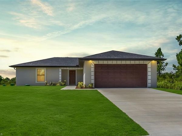 2601 48th ST W, LEHIGH ACRES, FL 33971