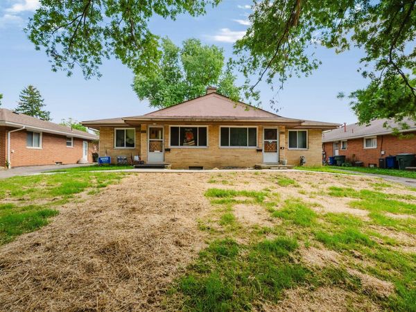 309 Broad Meadows Boulevard , Columbus, OH 43214