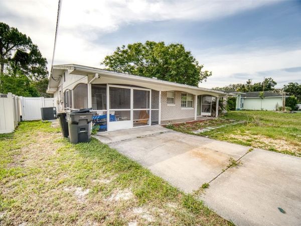 132 LONGFELLOW ROAD , WINTER HAVEN, FL 33884