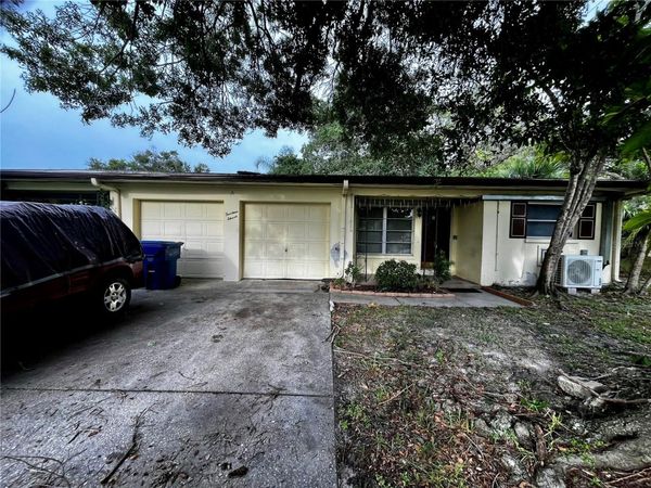 1411 KENNYWOOD DRIVE , Unit Apt B, LARGO, FL 33770