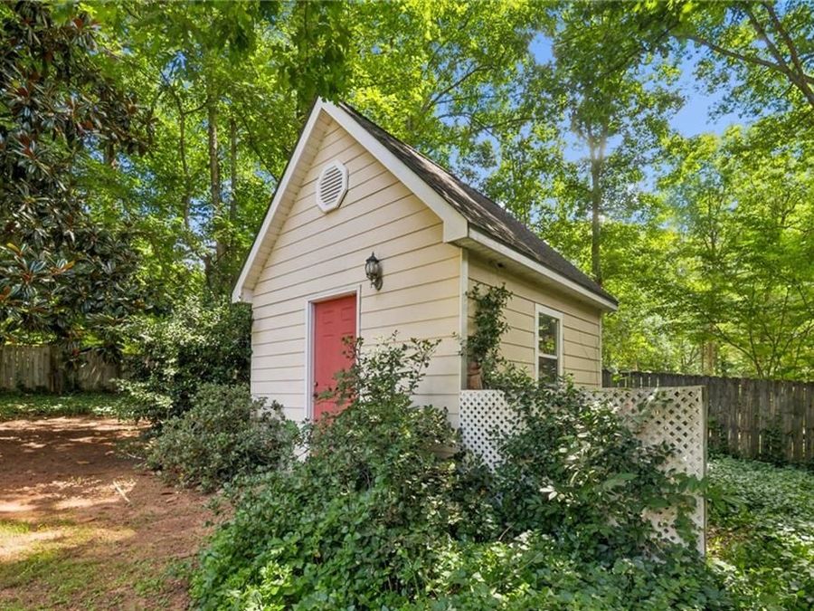Property Image 37