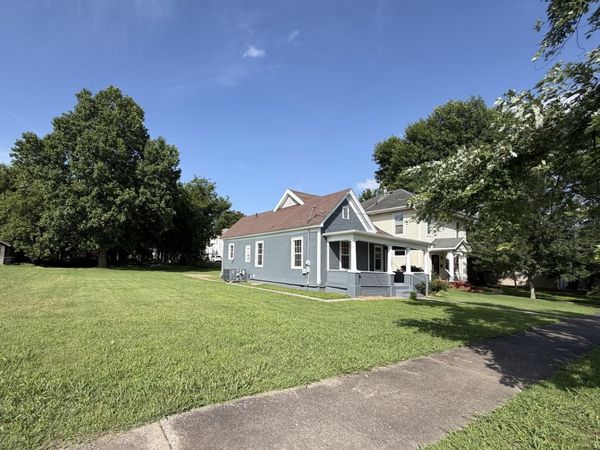 109 E 7th Street , Metropolis, IL 62960