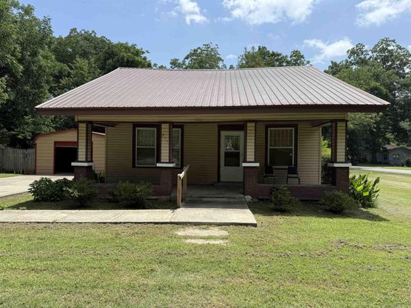 211 S 1st Street , Heber Springs, AR 72543