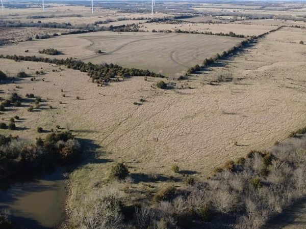 00000 Reaper Road, Waverly, KS 66871