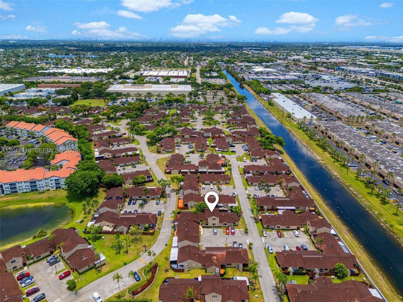 6233 NW 170th Ter , Miami, FL 33015 Photo