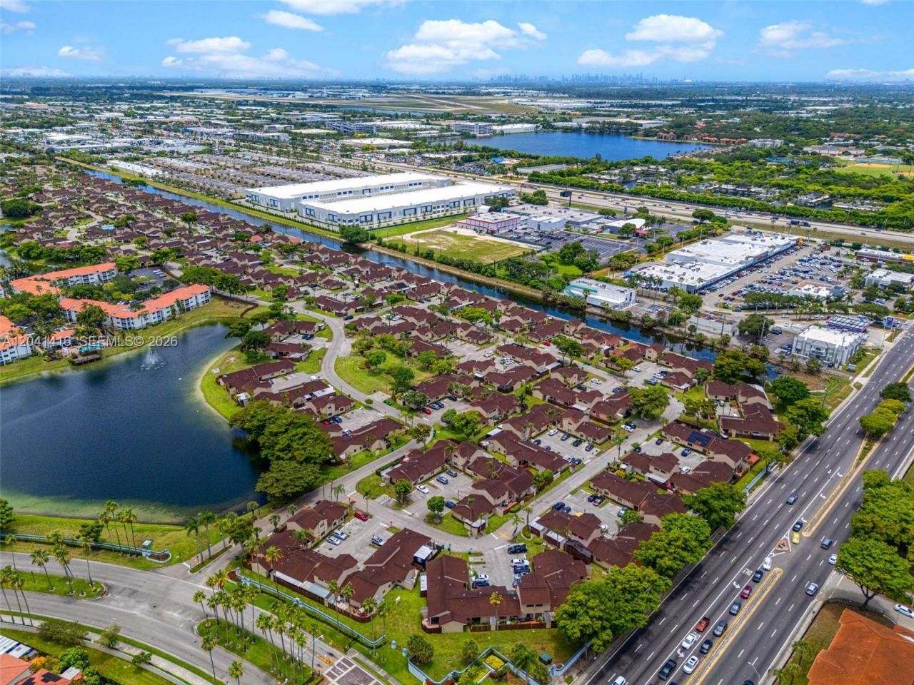 6233 NW 170th Ter , Miami, FL 33015 Photo