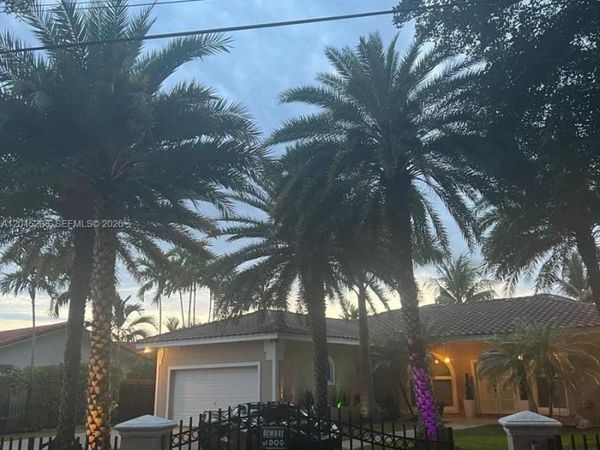 12520 Griffing Blvd , North Miami, FL 33161