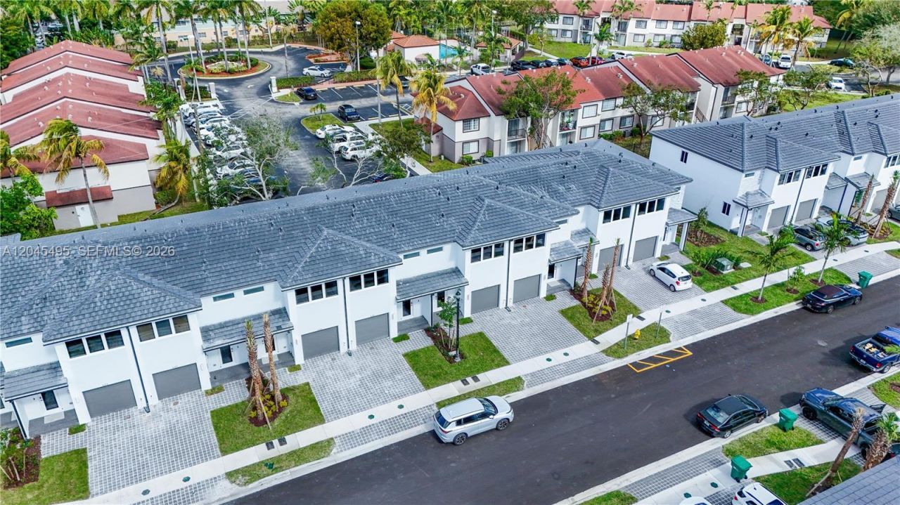 5125 SW 37th St, Pembroke Park, FL 33023 Photo