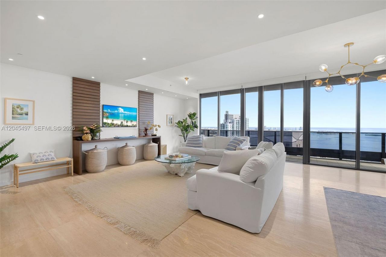 1000 Brickell Plz , Unit PH5403, Miami, FL 33131 Photo