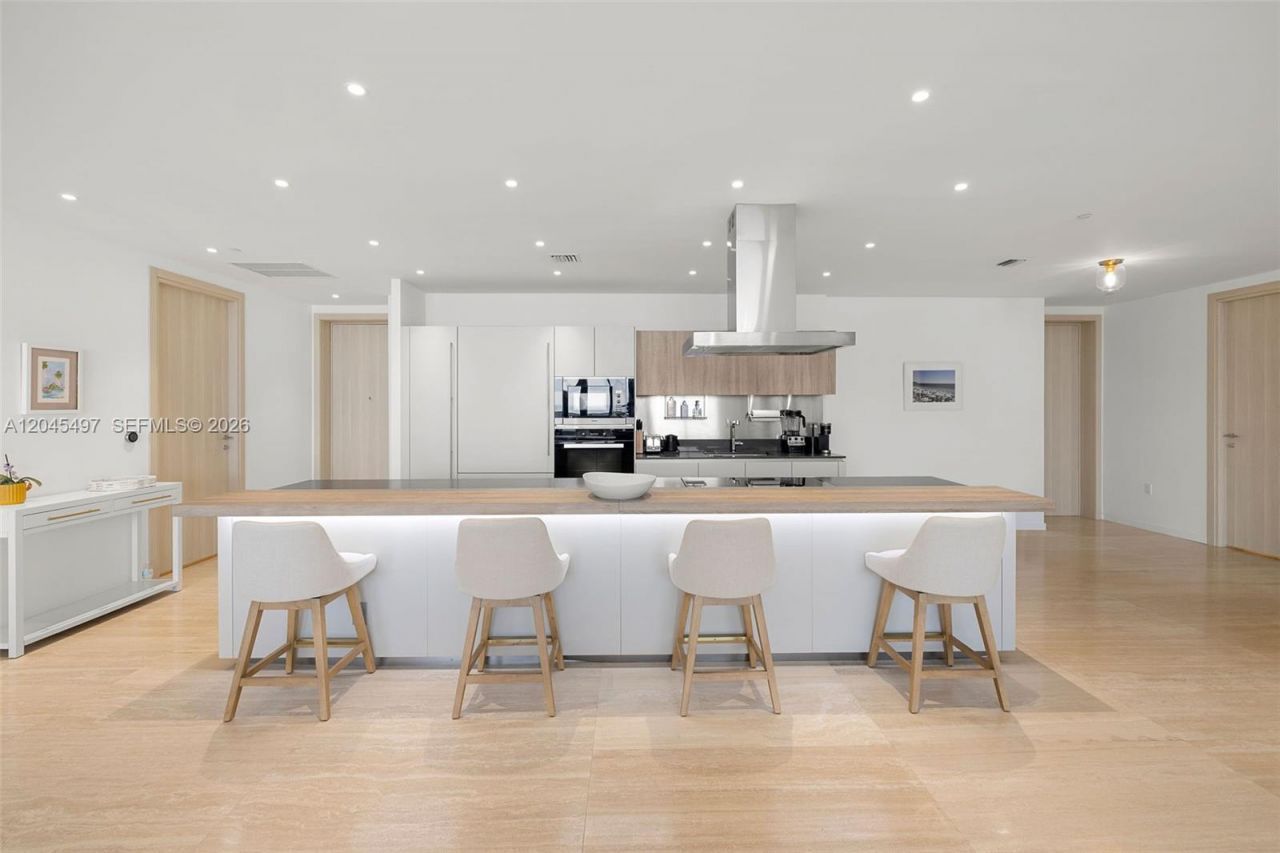 1000 Brickell Plz , Unit PH5403, Miami, FL 33131 Photo