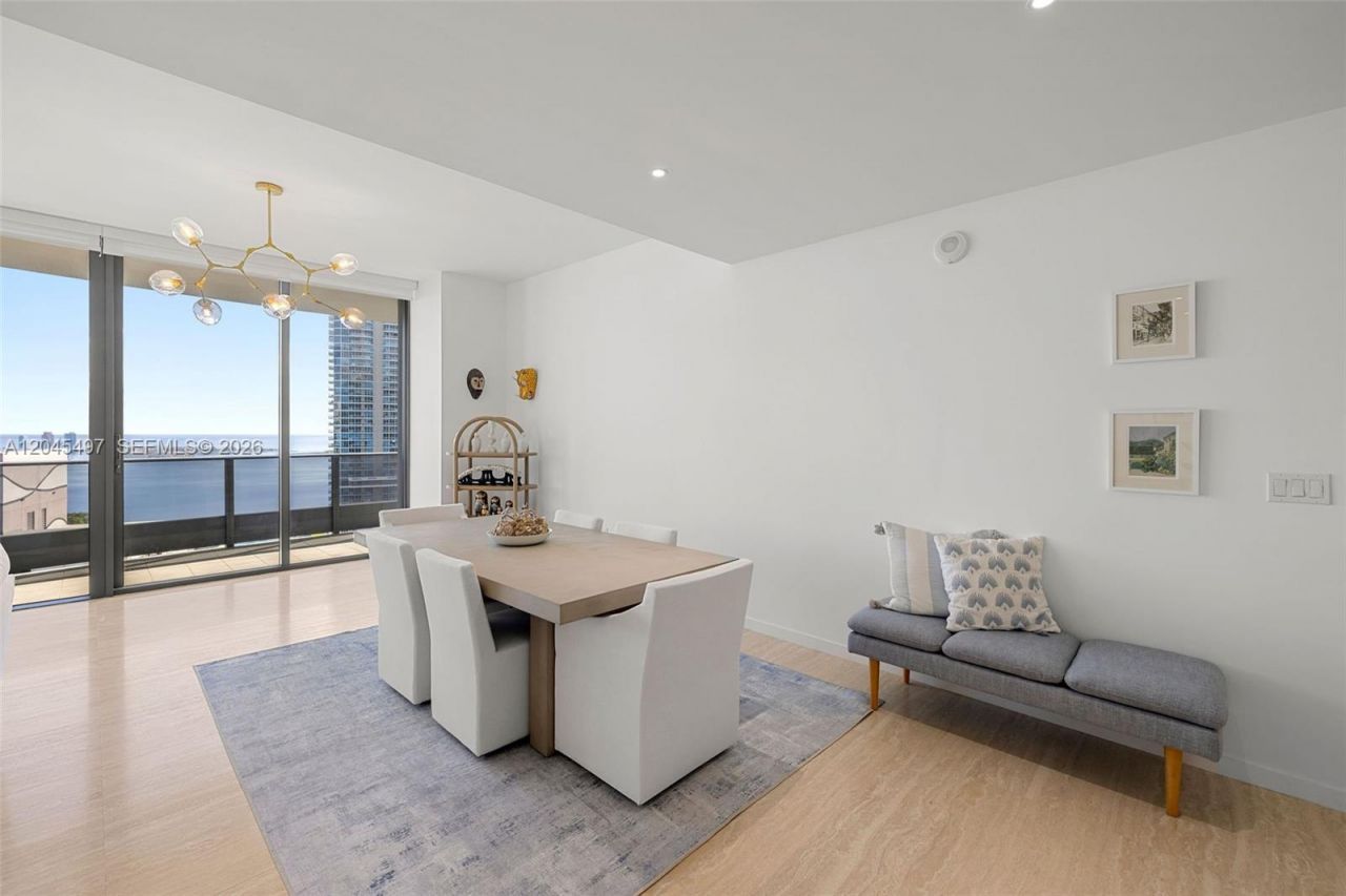 1000 Brickell Plz , Unit PH5403, Miami, FL 33131 Photo