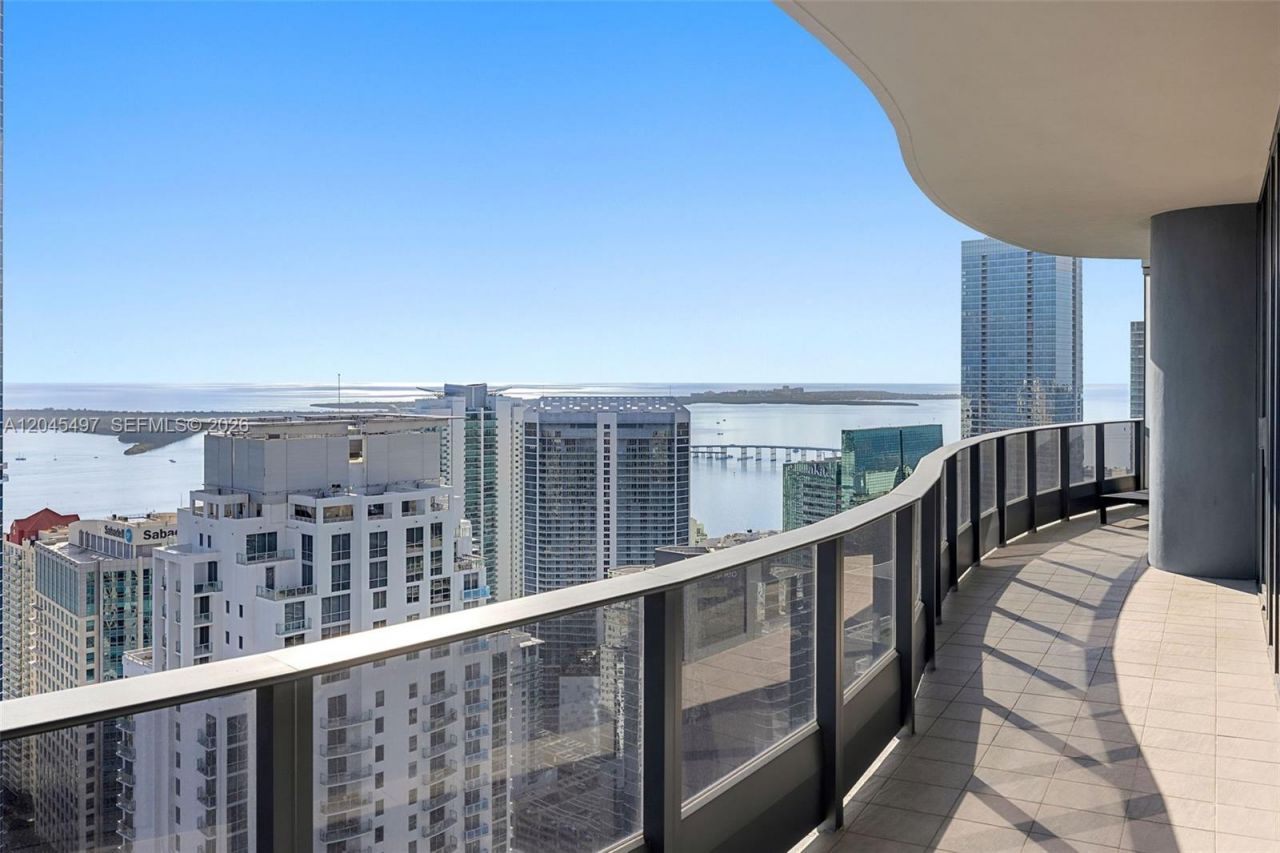 1000 Brickell Plz , Unit PH5403, Miami, FL 33131 Photo