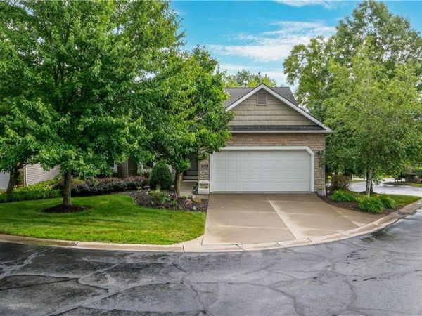 169 Waterford Way, Tallmadge, OH 44278