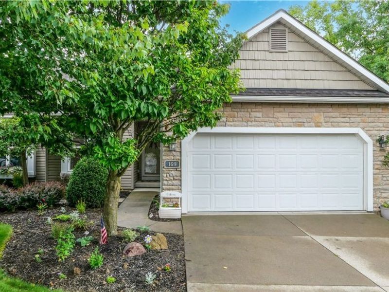 169 Waterford Way, Tallmadge, OH 44278 Photo 2