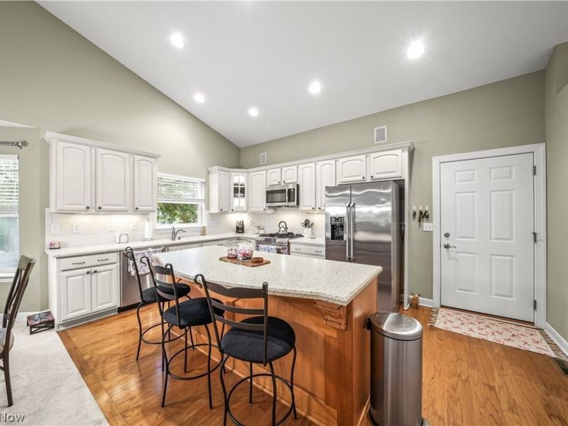 169 Waterford Way, Tallmadge, OH 44278 Photo 3
