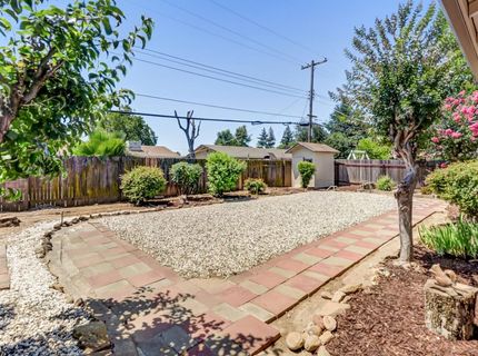 8944 New Dawn Dr, Sacramento, CA 95826 Photo