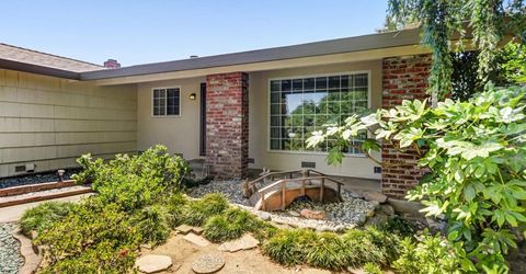 8944 New Dawn Dr, Sacramento, CA 95826 Photo