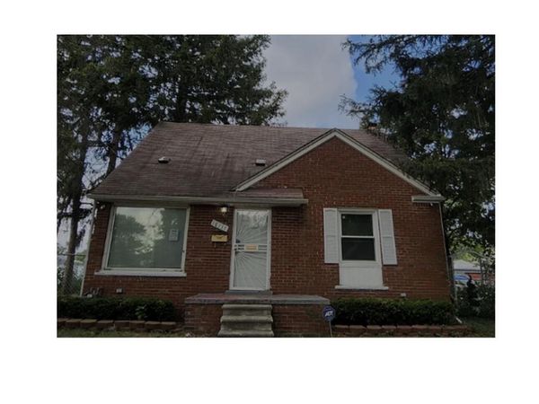 18111 Mitchell Street, Detroit, MI 48234