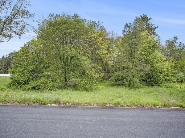 184 Shadowood Lane, Battle Creek, MI 49017