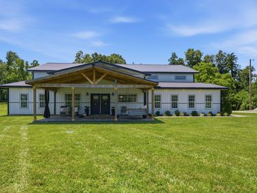 3776 Kentucky 790 , Bronston, KY 42518