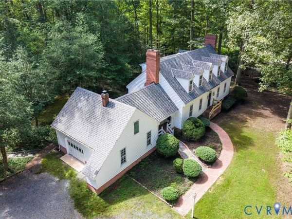 12701 Old Chestnut Circle, Midlothian, VA 23112