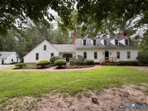 12701 Old Chestnut Circle, Midlothian, VA 23112