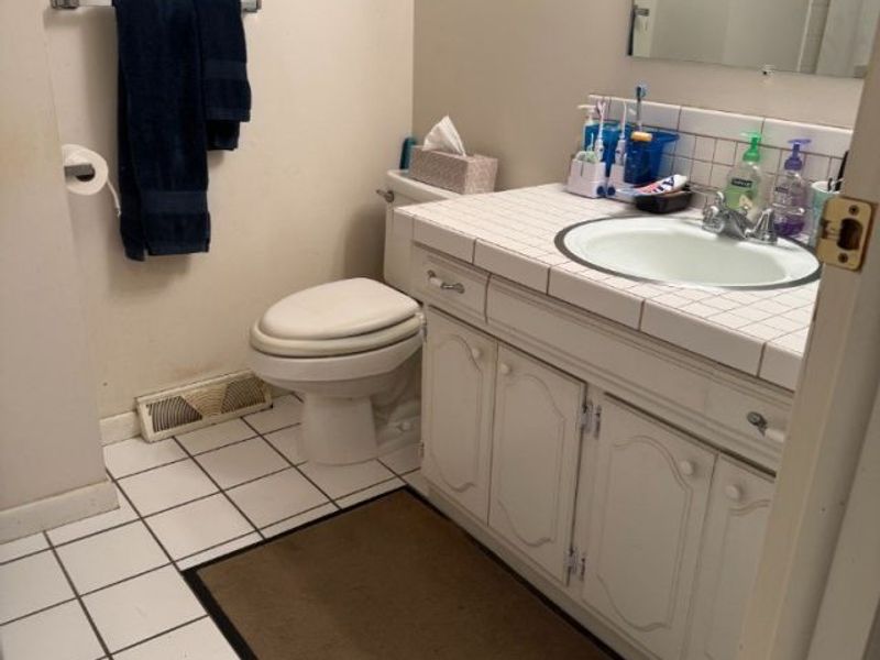25853 Euclid Chagrin Parkway, Richmond Heights, OH 44143 Photo 15