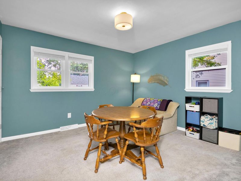 876 Minerva Avenue, Columbus, OH 43229 Photo 7