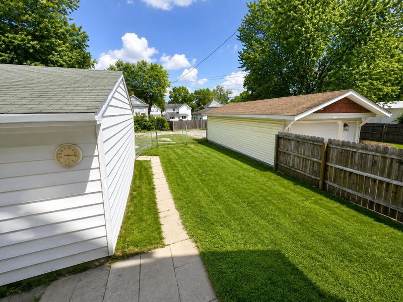 300 Summit Street , Marion, OH 43302 Photo 5