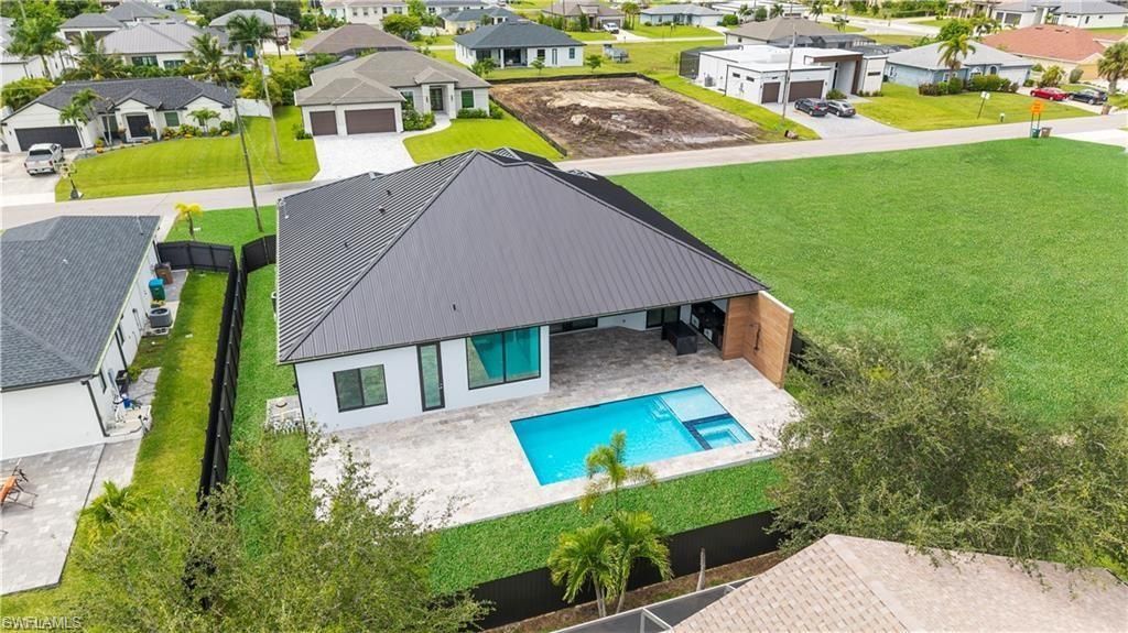 105 SW 33rd Pl, Cape Coral, FL 33991 Photo