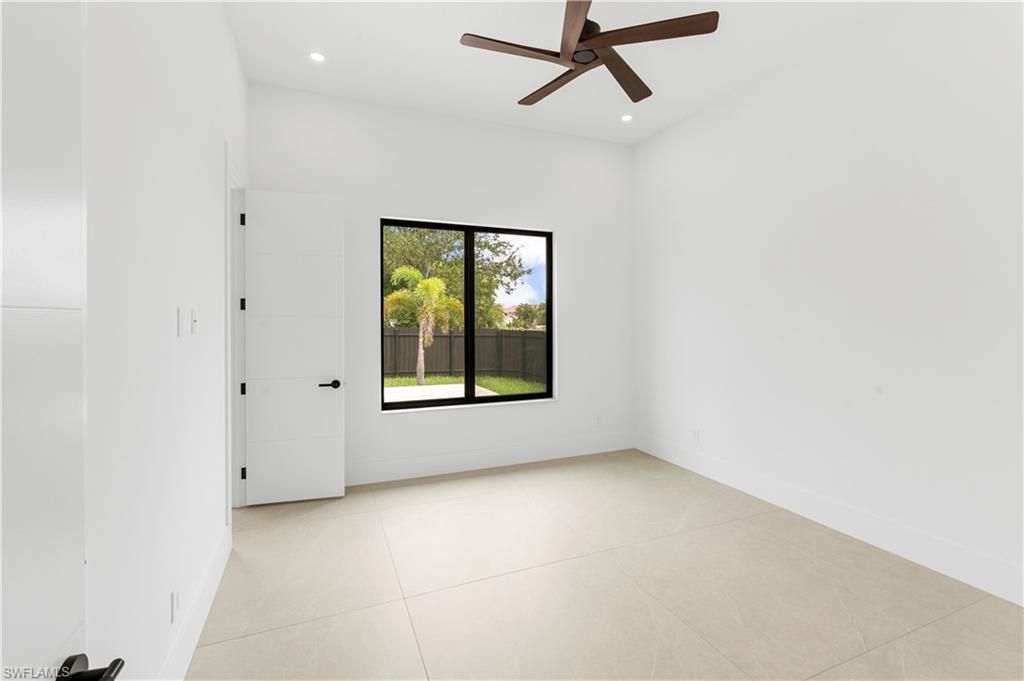 105 SW 33rd Pl, Cape Coral, FL 33991 Photo