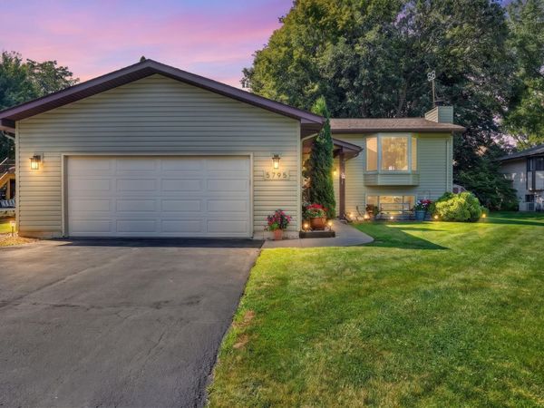 5795 Amy Lane, Maple Plain, MN 55359