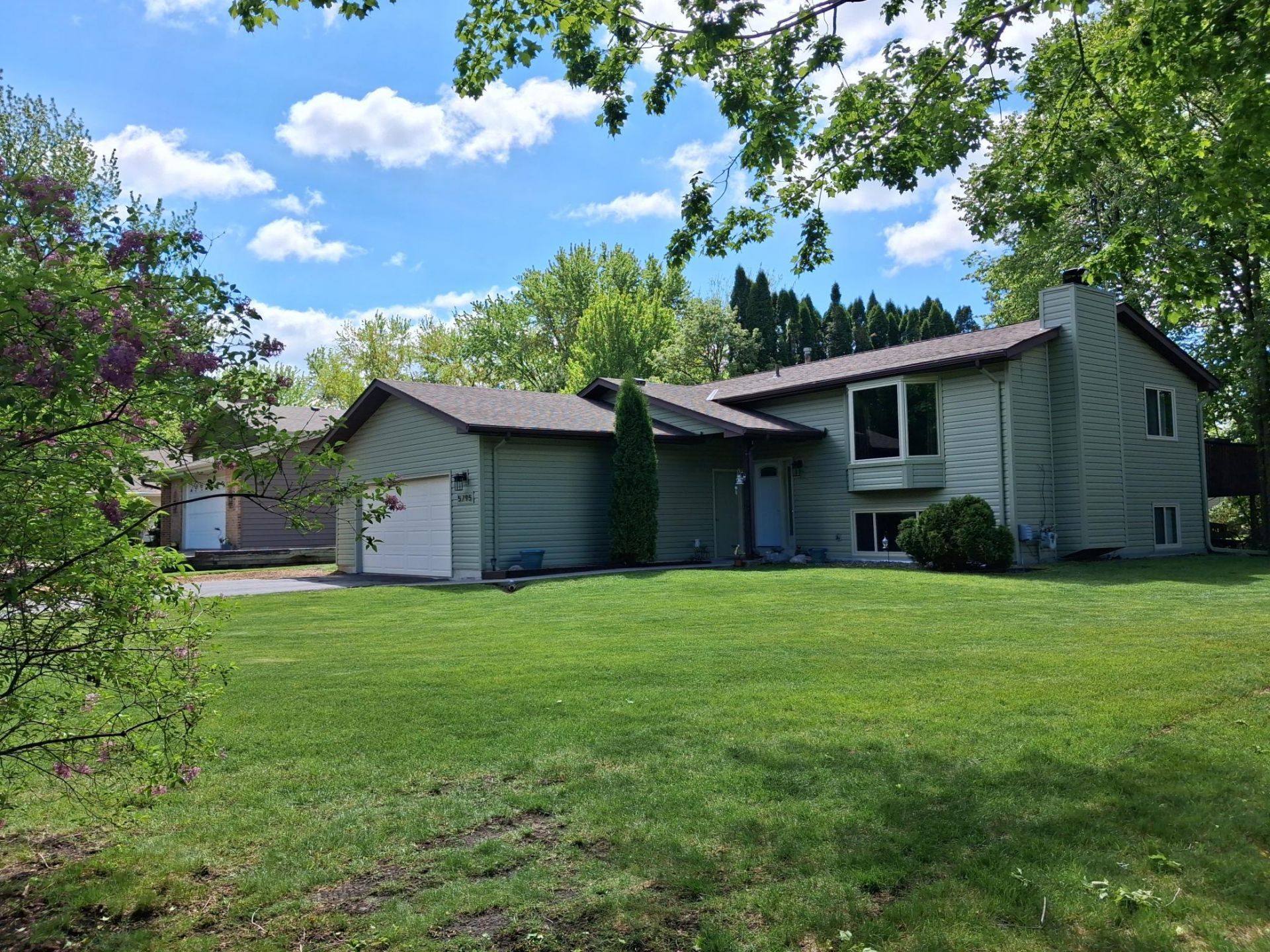 5795 Amy Lane , Maple Plain, MN 55359