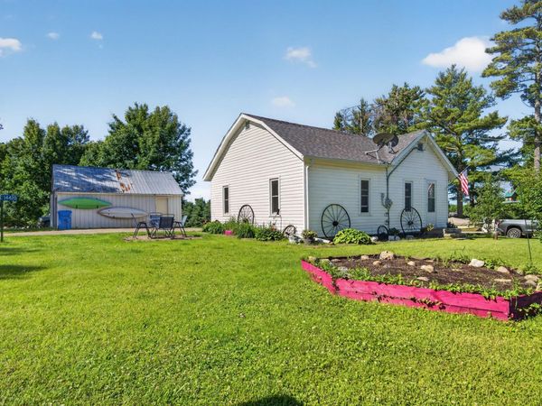 14420 Pillsbury Lane SE, Hines, MN 56647
