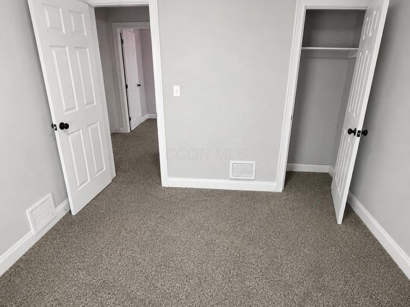 930 E 15th, Columbus, OH 43211 Photo 8
