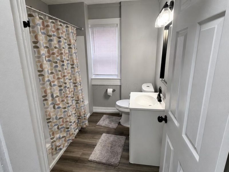 930 E 15th, Columbus, OH 43211 Photo 9