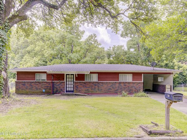 110 Hillside Circle, Vicksburg, MS 39180