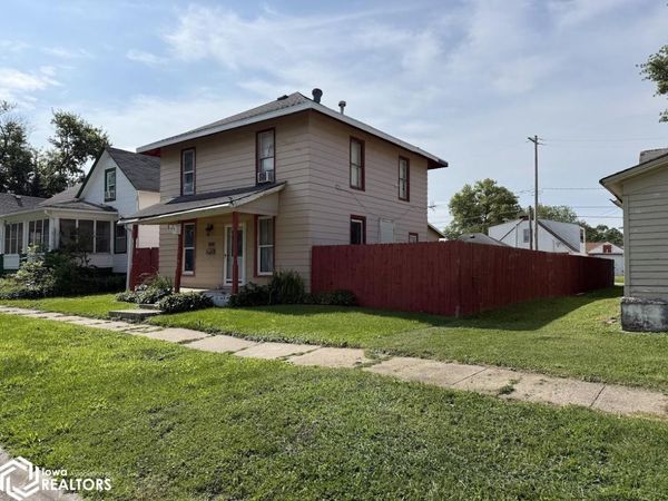 102 E Prospect Street, Red Oak, IA 51566