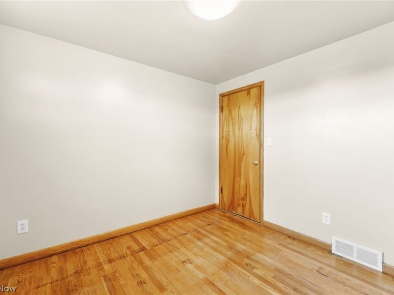 13471 Kauffman Avenue, Sterling, OH 44276 Photo 17