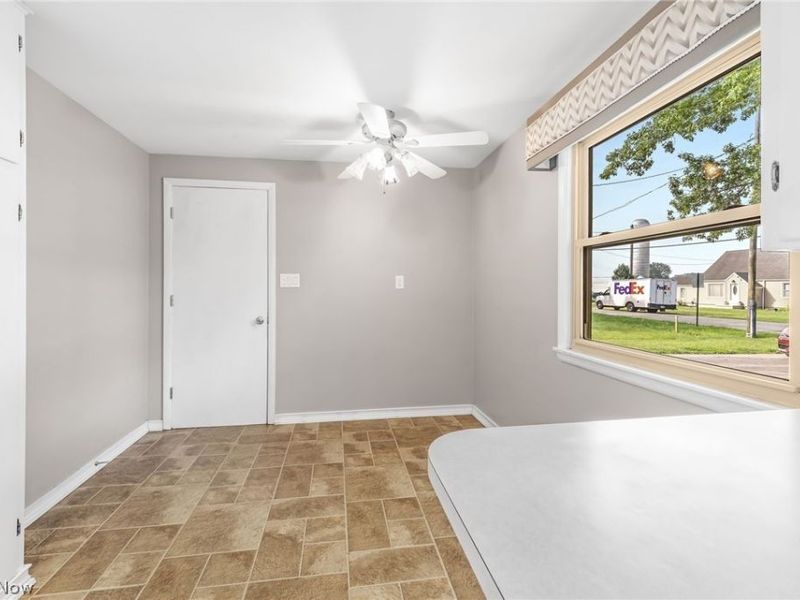 13471 Kauffman Avenue, Sterling, OH 44276 Photo 9