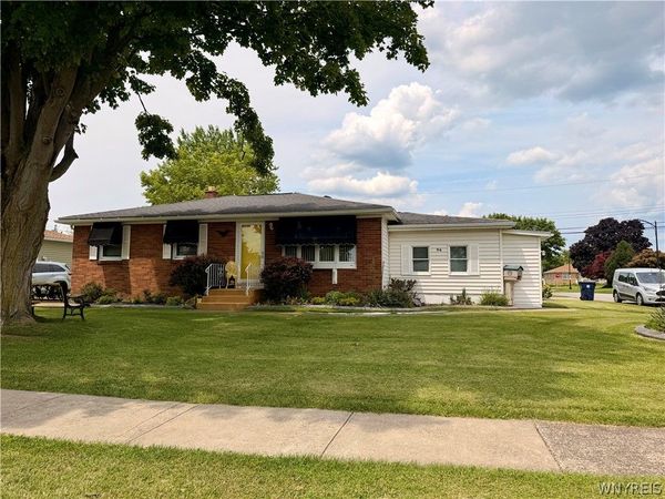 96 Della Drive, Buffalo, NY 14218