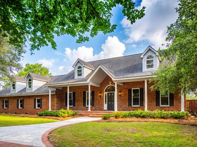 5038 Stono Plantation Drive, Hollywood, SC 29449