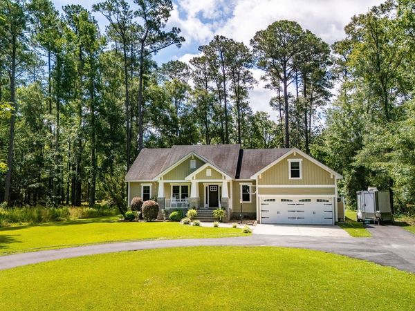 1406 Seafarer Drive, Oriental, NC 28571