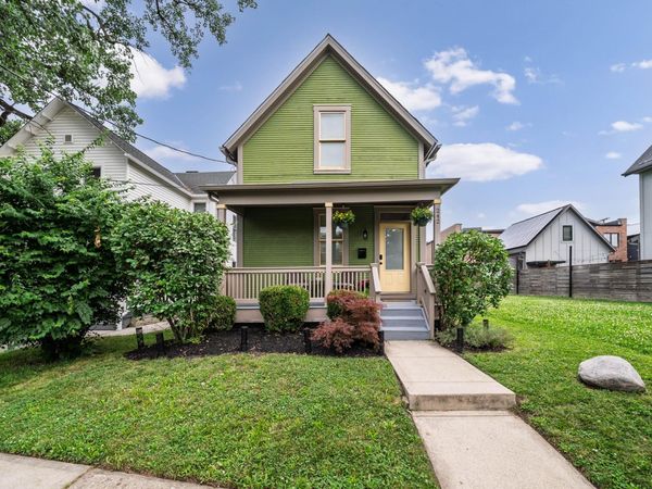 242 E 4th Avenue , Columbus, OH 43201