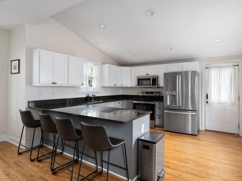 242 E 4th Avenue , Columbus, OH 43201 Photo 12