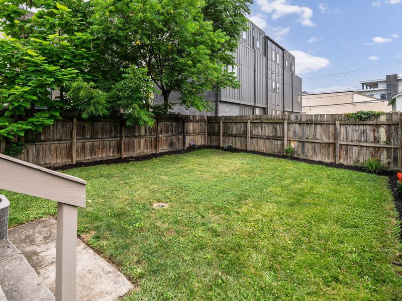 242 E 4th Avenue , Columbus, OH 43201 Photo 27