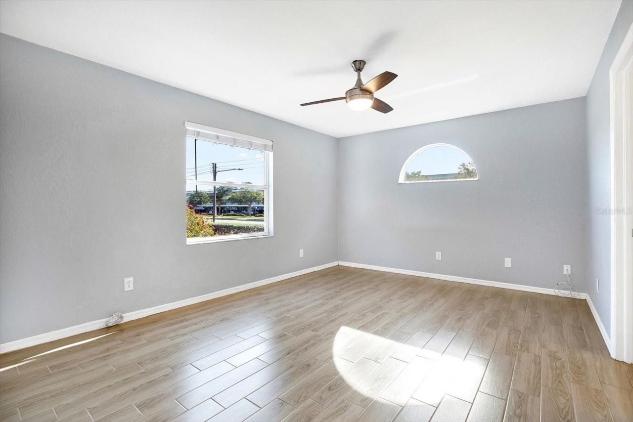 107 47th Avenue N, Saint Petersburg, FL 33703 Photo