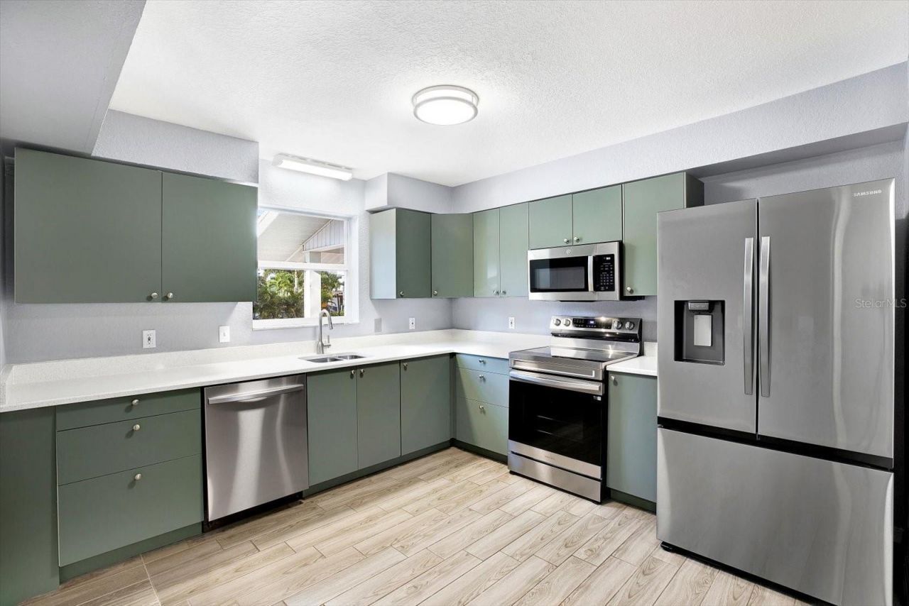107 47th Avenue N, Saint Petersburg, FL 33703 Photo