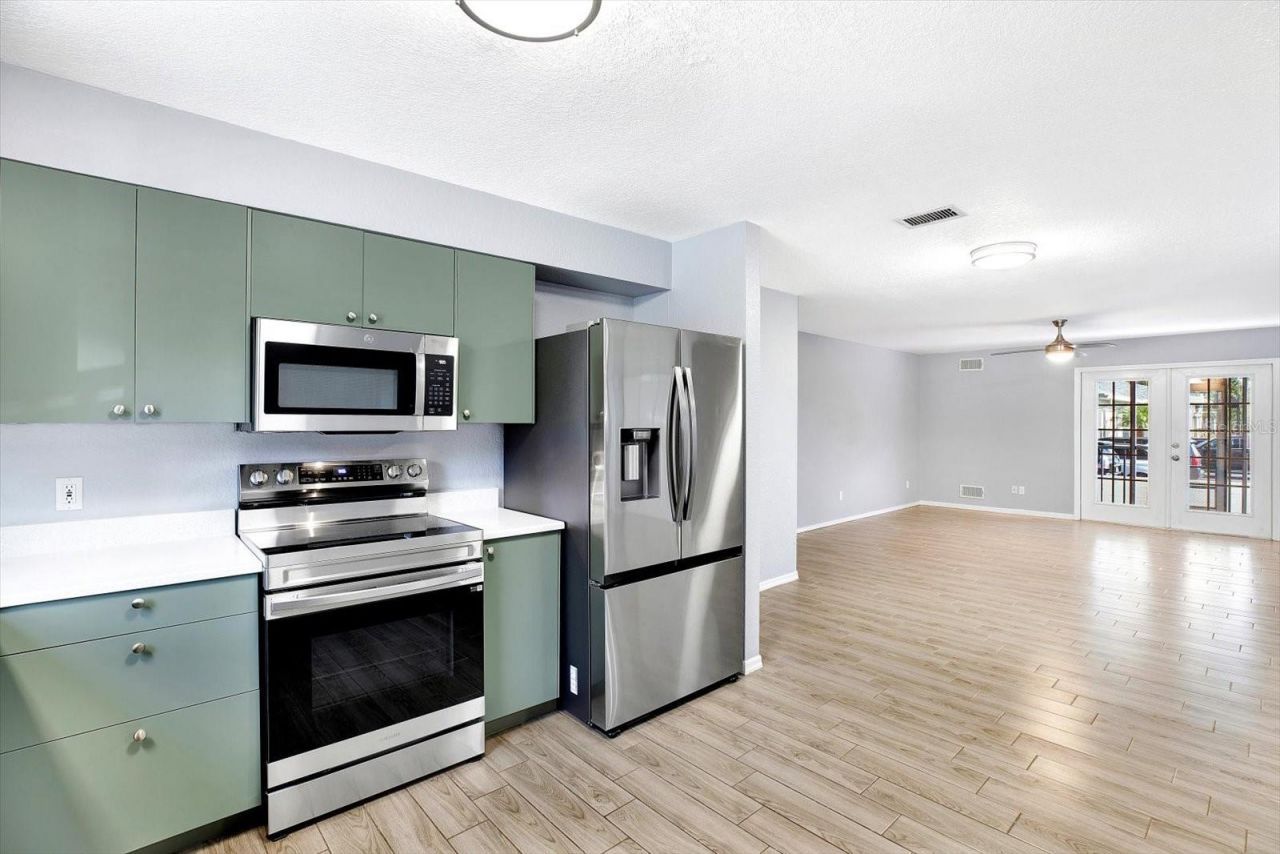 107 47th Avenue N, Saint Petersburg, FL 33703 Photo