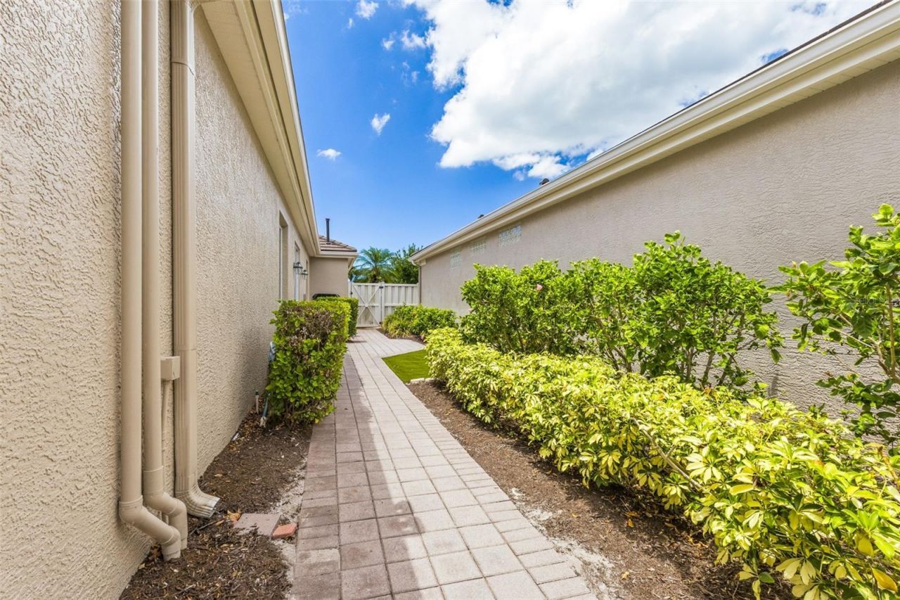 8617 E 51st Terrace , Bradenton, FL 34211 Photo